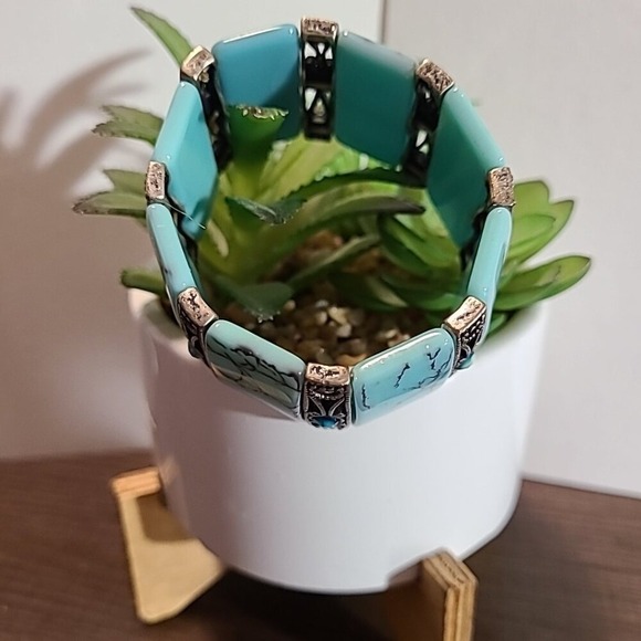 Turquoise Stone Stretch Bracelet Silver Tone Boho Chic Fashion Jewelry - Picture 9 of 14